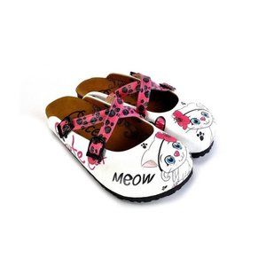 Cat with a Hat Clogs - Calceo Line of Goby Shoes